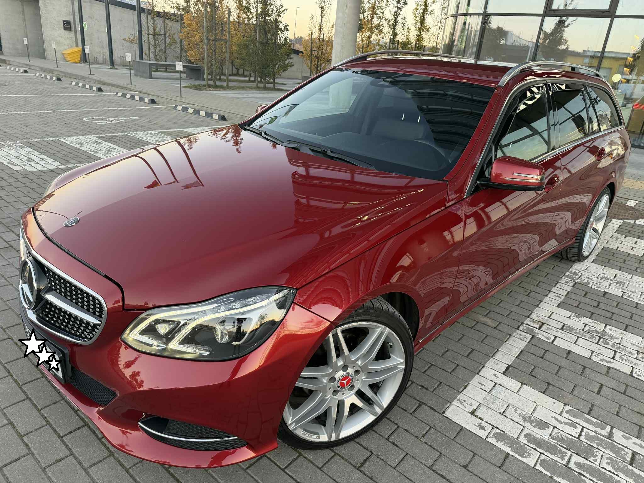 taksi kaune mercedes raudonas 2